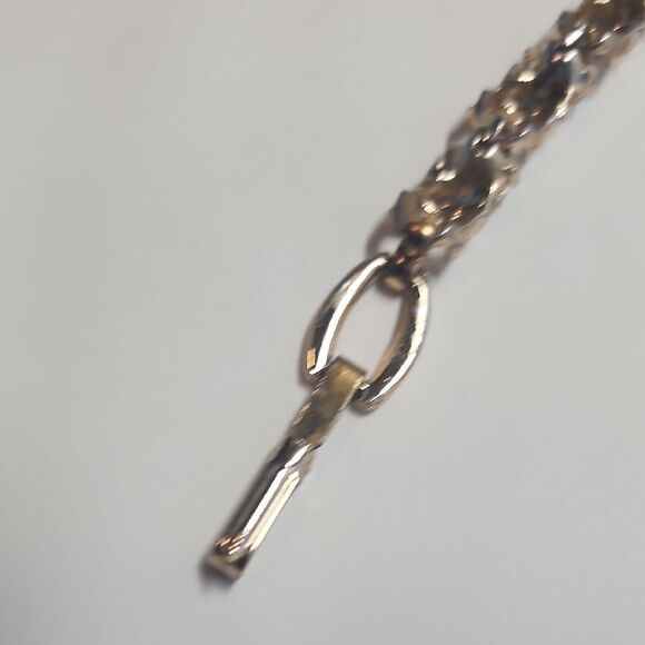 Vintage Soft Gold Tone Bracelet - Picture 11 of 11